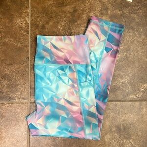 Constantly varied gear Capri leggings